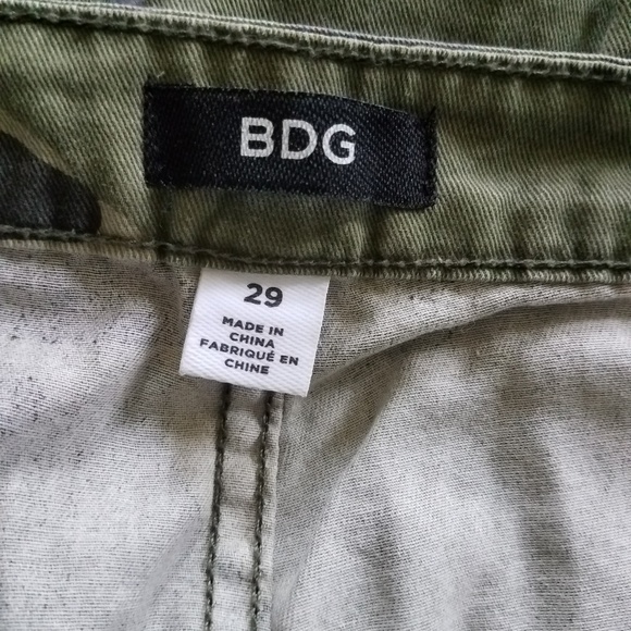 Urban outfitters BDG Camo/trib joggers - Picture 5 of 6